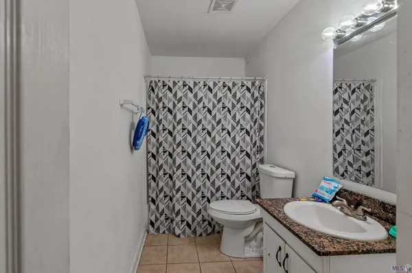 $140,000 | 21552 Highway 16, Denham Springs, LA 70726