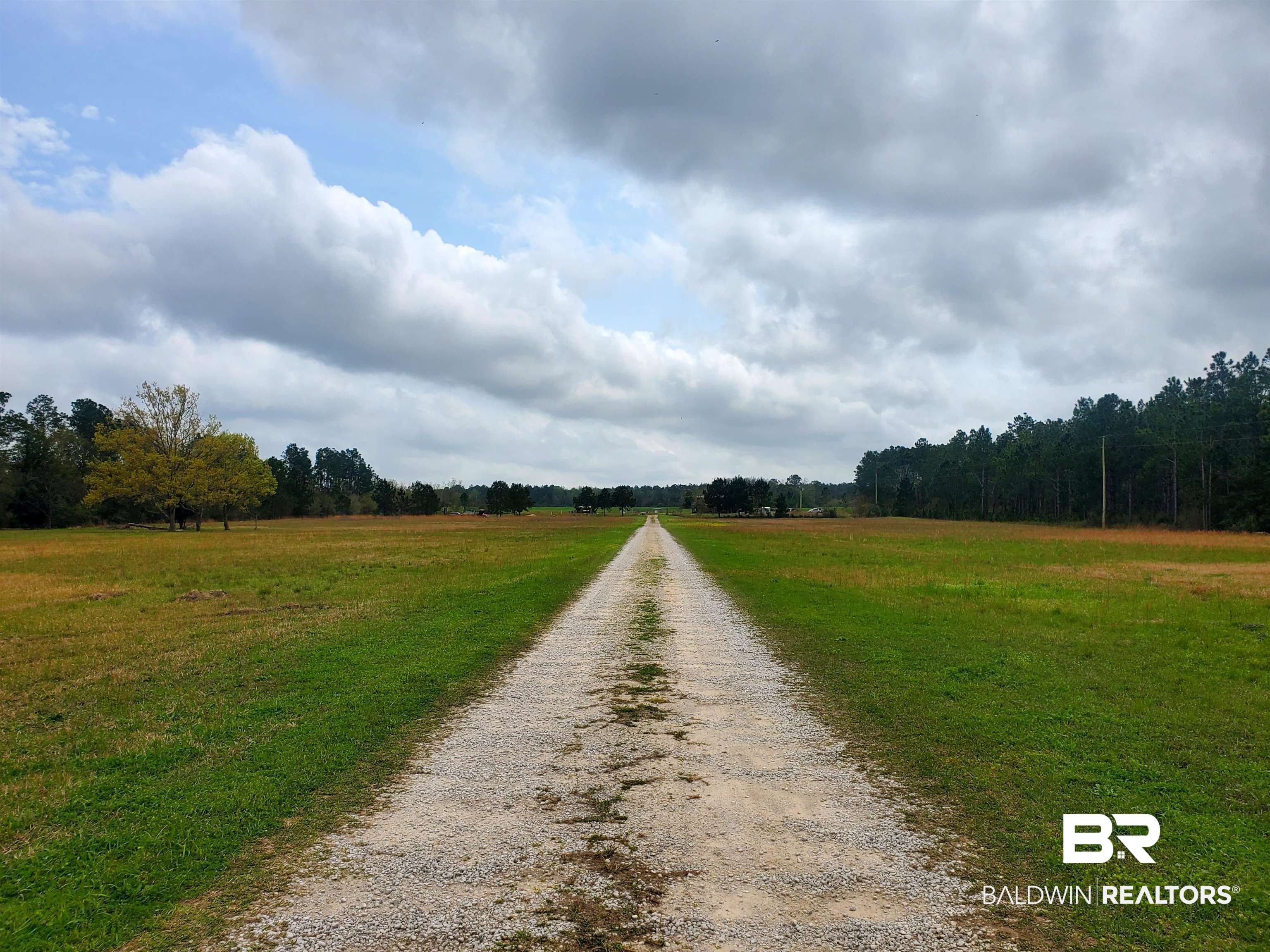 28300 Comstock Road Elberta, AL 36530 - Photo 1 of 5