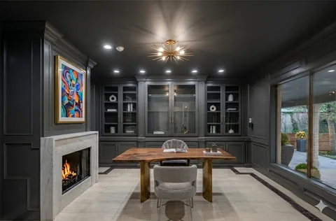$2,699,000 | 6535 Buffalo Speedway, Houston, TX 77005