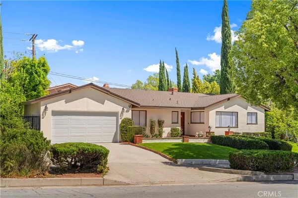 $1,478,000 | 1080 Riviera Drive, Pasadena, CA 91107