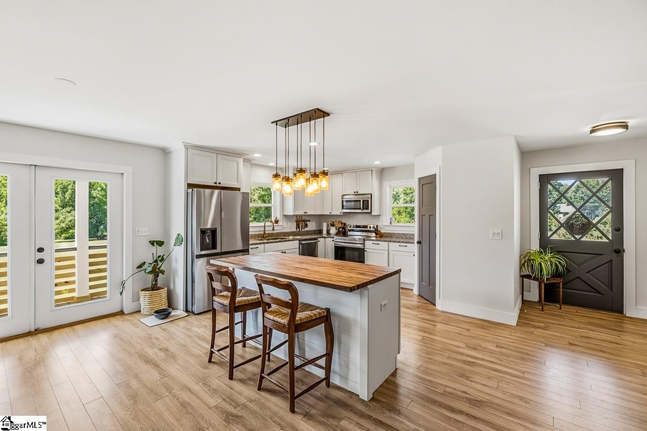 455 Aiken Chapel Road Taylors, SC 29687 - Photo 8 of 48