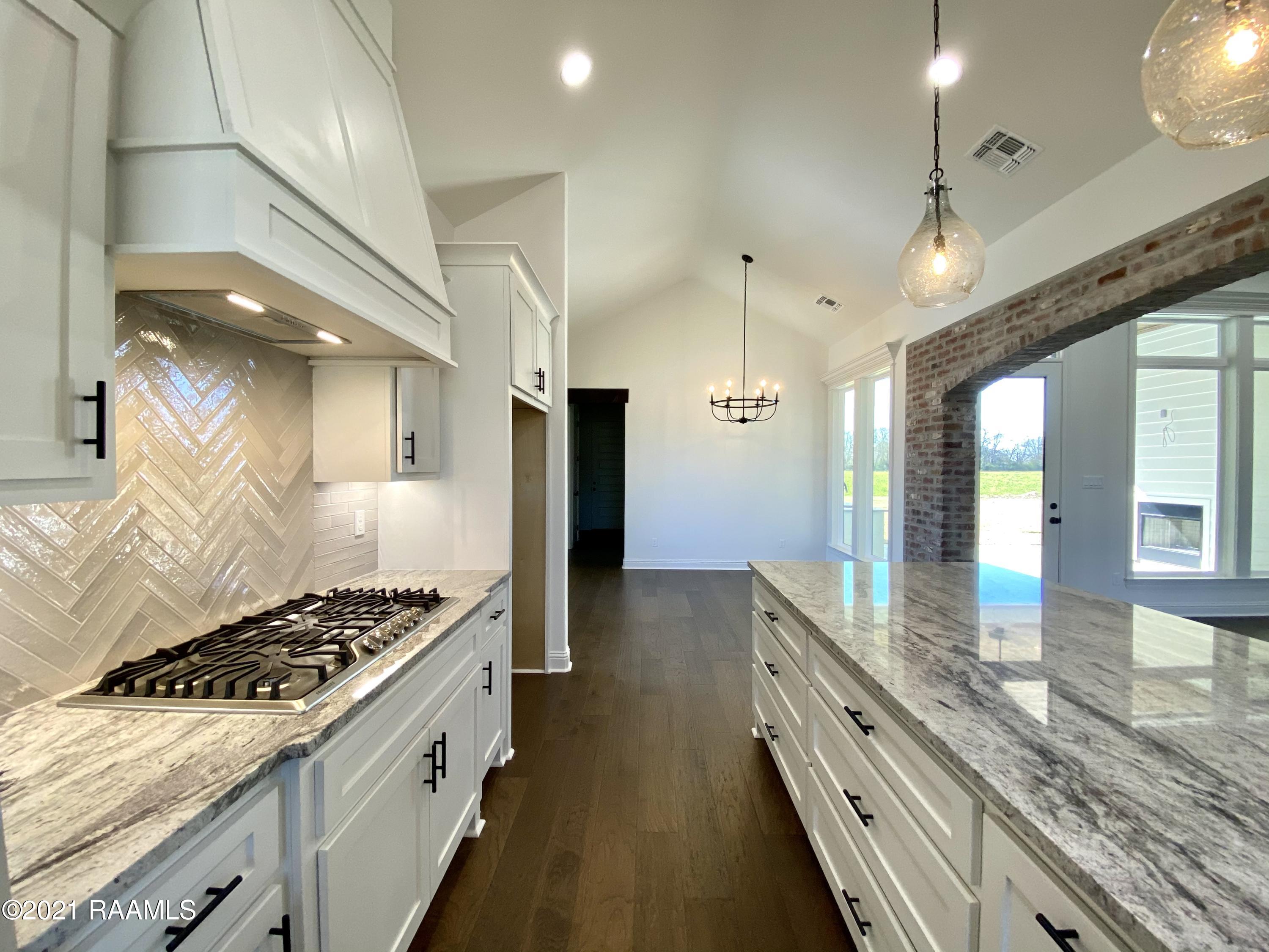 206 Ridgecroft Drive Carencro, LA 70520 - Photo 10 of 42 C7B1279B-EF2A-4260-BCD7-3C1396820472