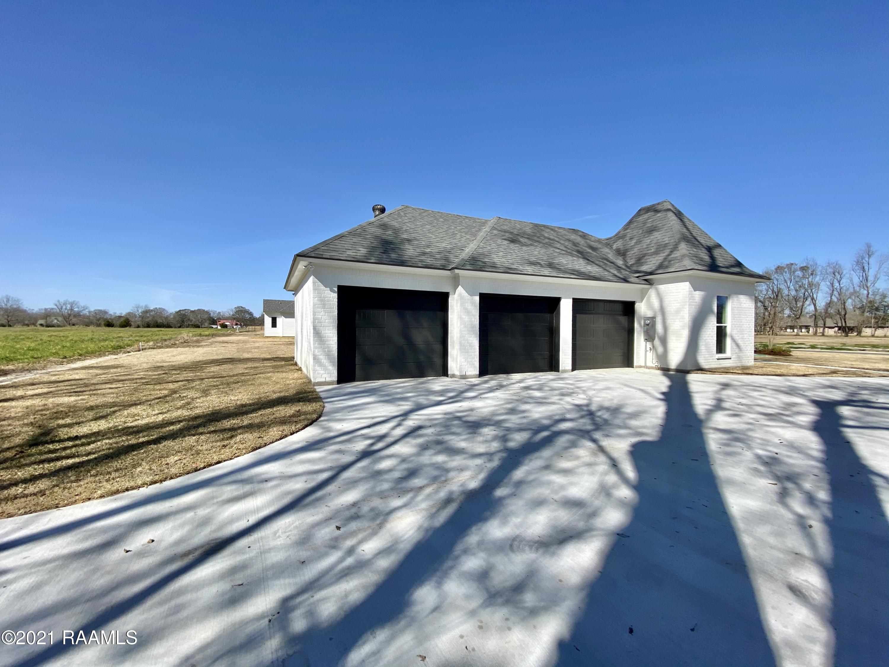 206 Ridgecroft Drive Carencro, LA 70520 - Photo 39 of 42 D0DDCEEE-78C8-4E11-8BC1-D5C0FF338EB6