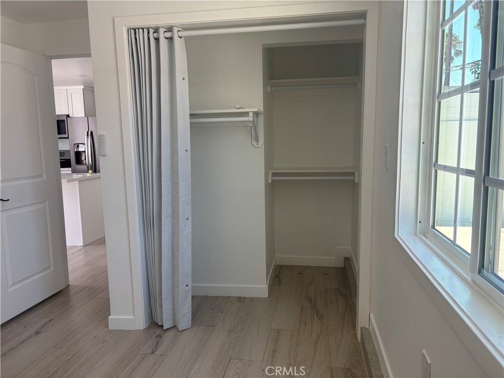 8639 Bothwell Road Northridge, CA 91324 - Photo 11 of 20