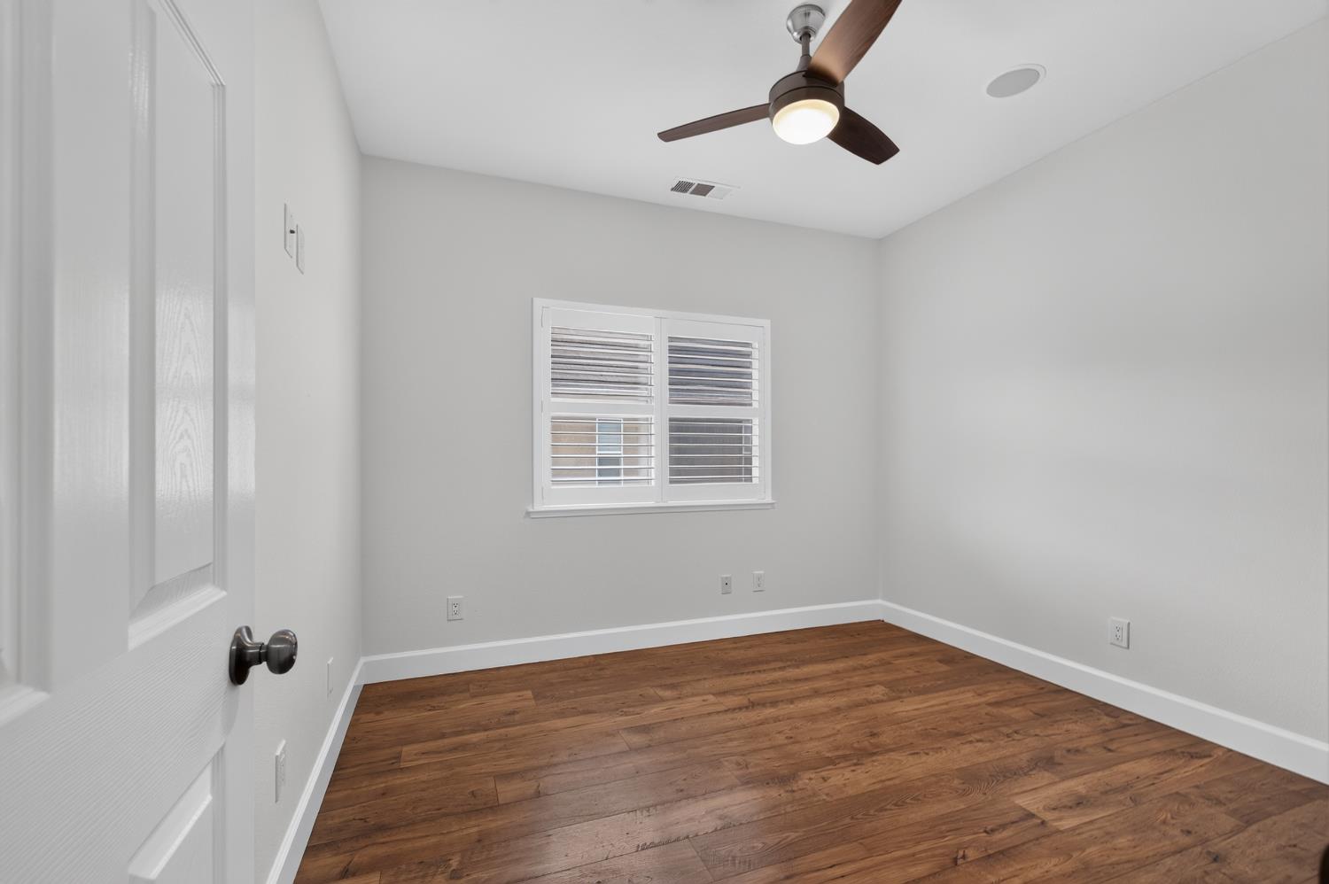 719 Lars Court Modesto, CA 95351 - Photo 29 of 46 Gallery Image 29