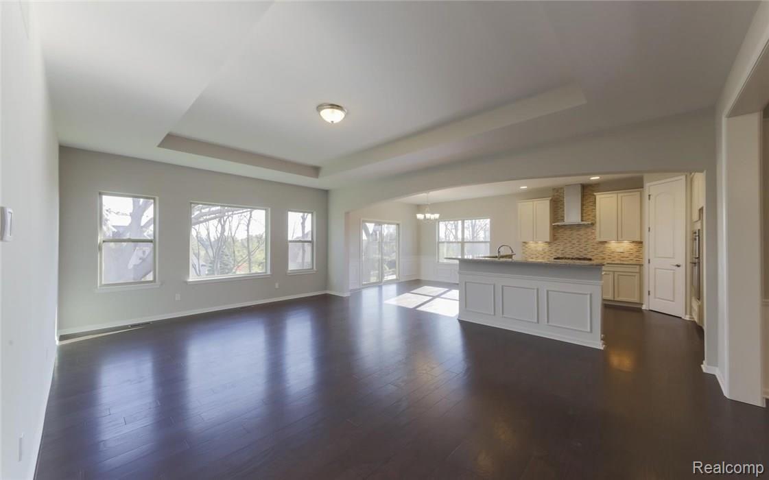5482 Woodfall Road Clarkston, MI 48348 - Photo 12 of 20 12.jpg