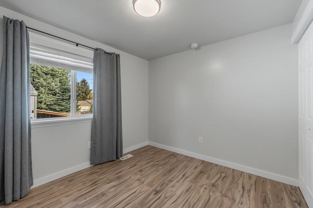 3015 South Morrow Road Spokane Valley, WA 99216 - Photo 11 of 40