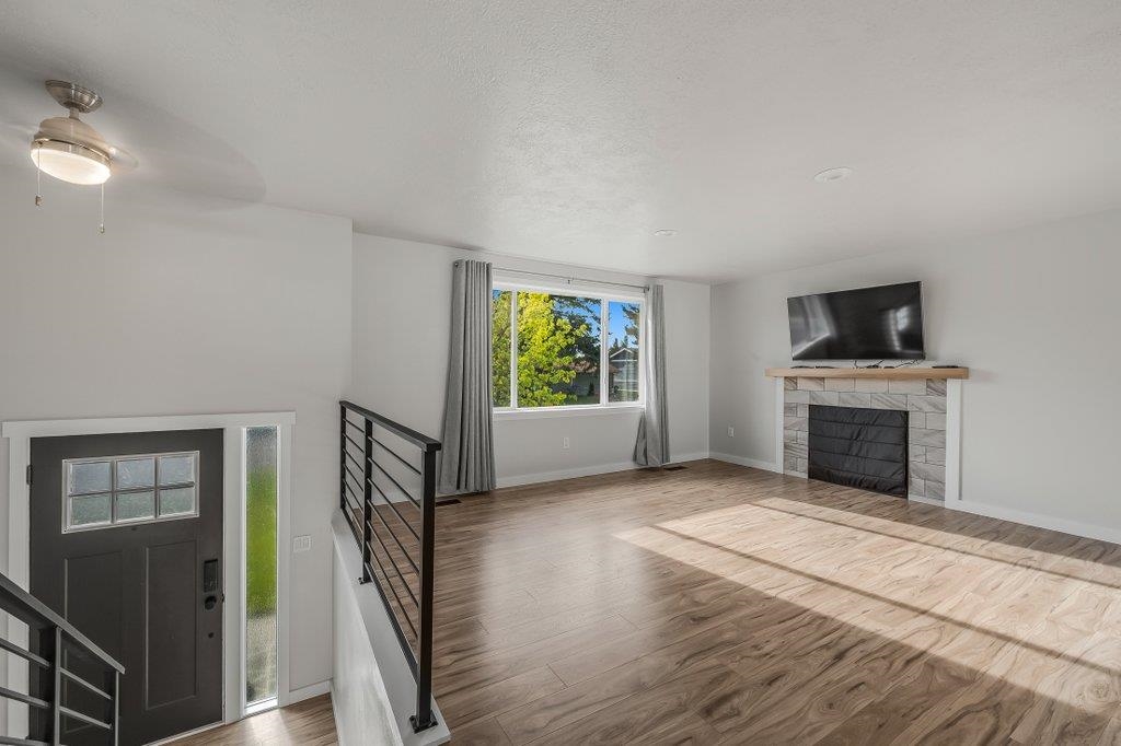 3015 South Morrow Road Spokane Valley, WA 99216 - Photo 3 of 40