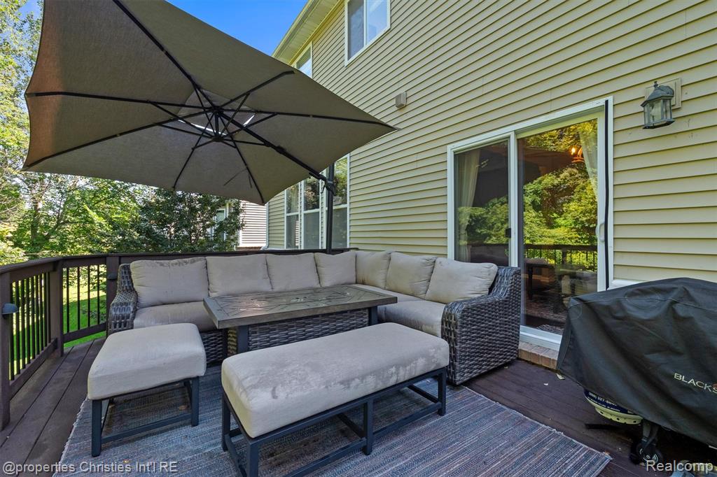 27087 Victoria Road Novi, MI 48374 - Photo 33 of 38