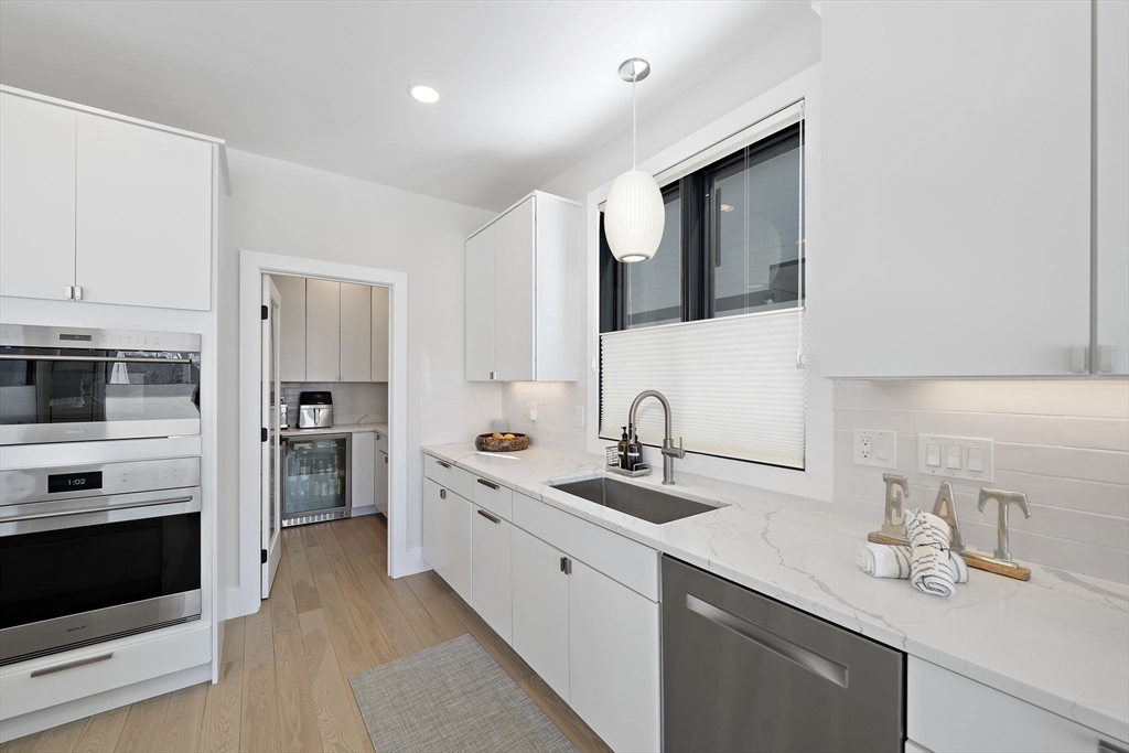 31 Brunswick Road Arlington, MA 02476 - Photo 8 of 41