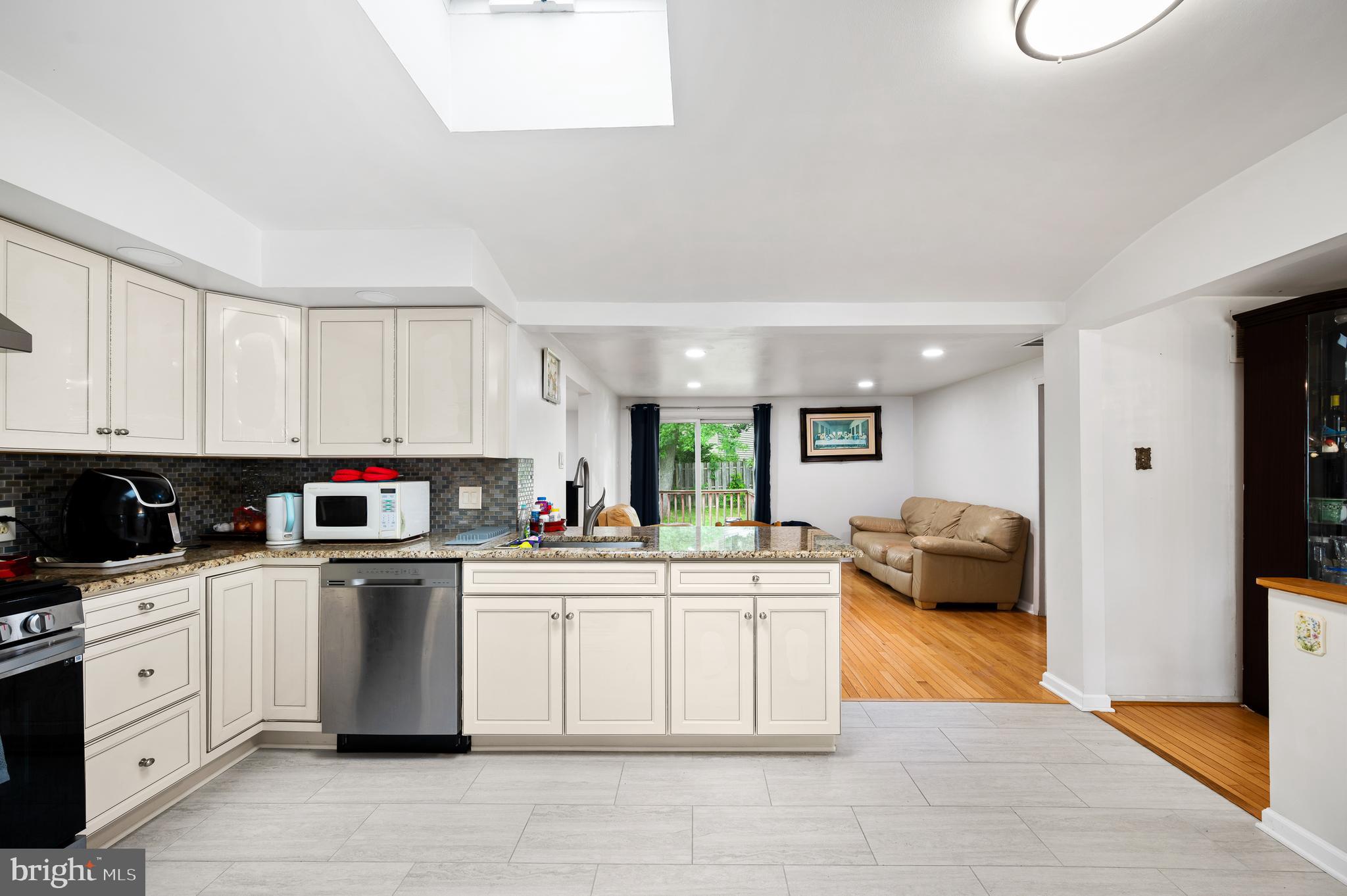140 Glenbrook Drive Mount Laurel, NJ 08054 - Photo 12 of 26 Just renovated kitchen with new cabinets