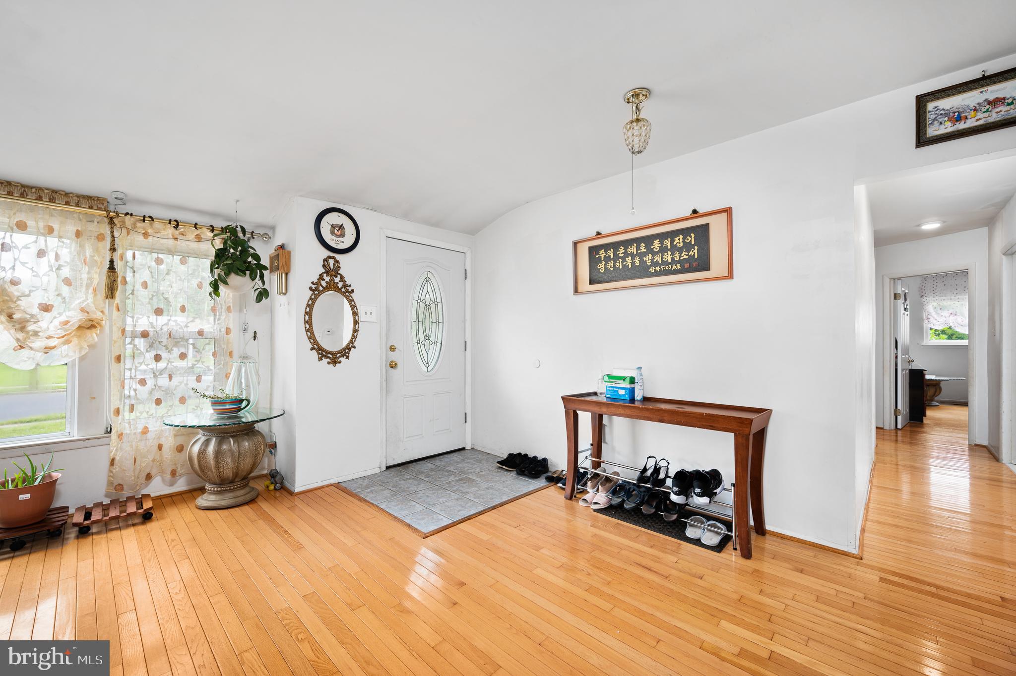 140 Glenbrook Drive Mount Laurel, NJ 08054 - Photo 3 of 26 Gallery Image 3