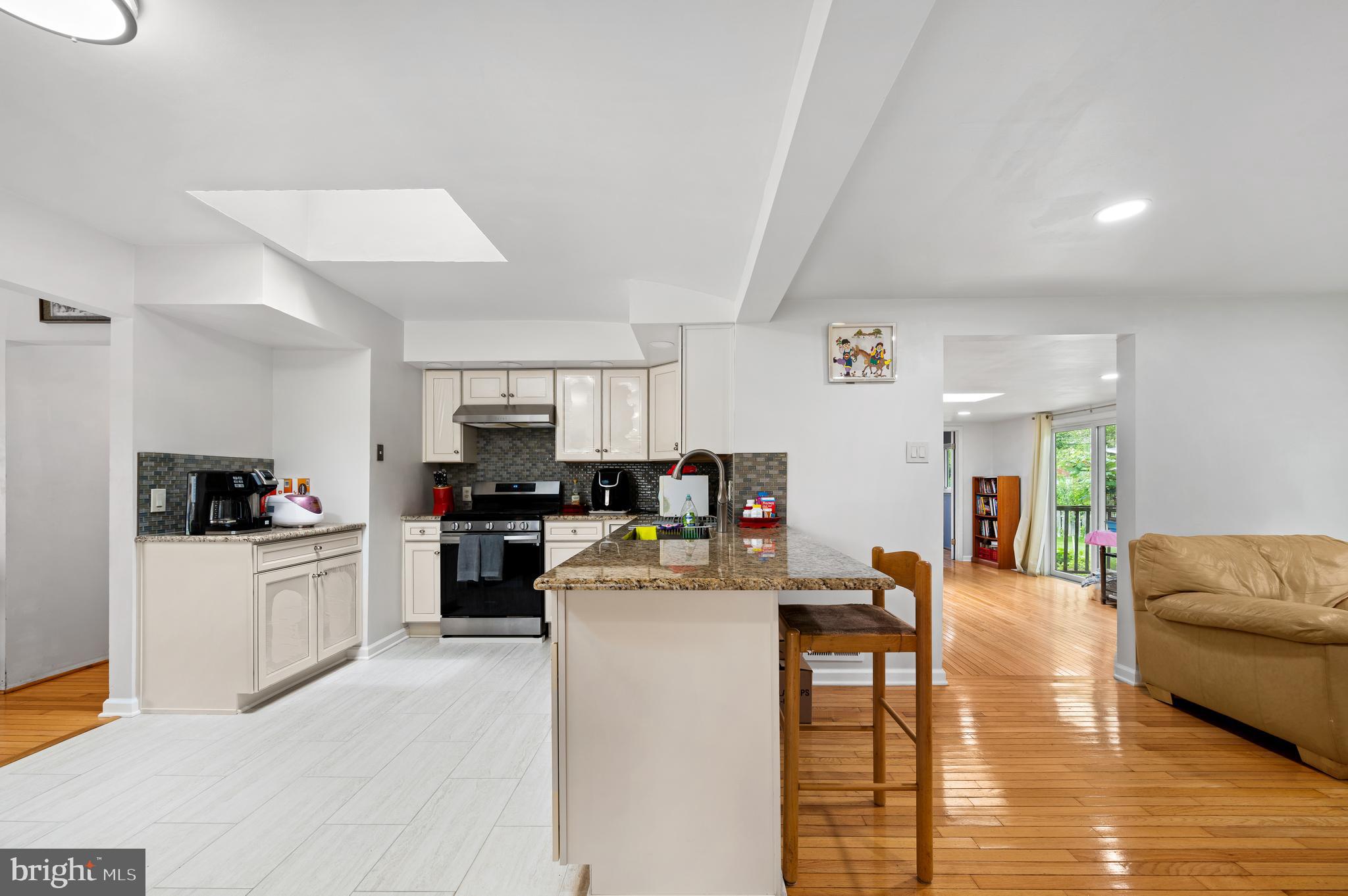 140 Glenbrook Drive Mount Laurel, NJ 08054 - Photo 10 of 26 Gallery Image 10