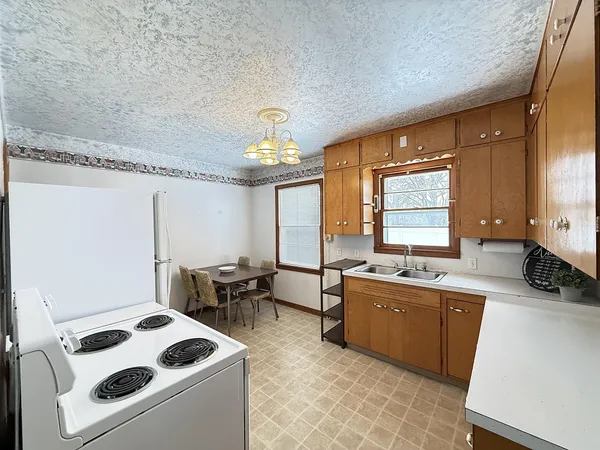$129,000 | 31 West Wilkening Avenue, Appleton, MN 56208