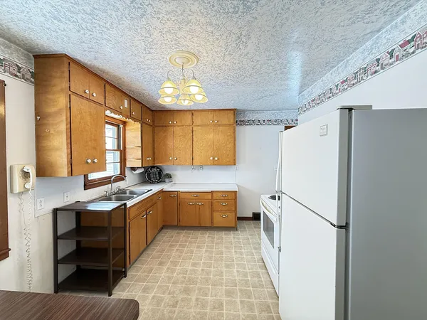 $129,000 | 31 West Wilkening Avenue, Appleton, MN 56208
