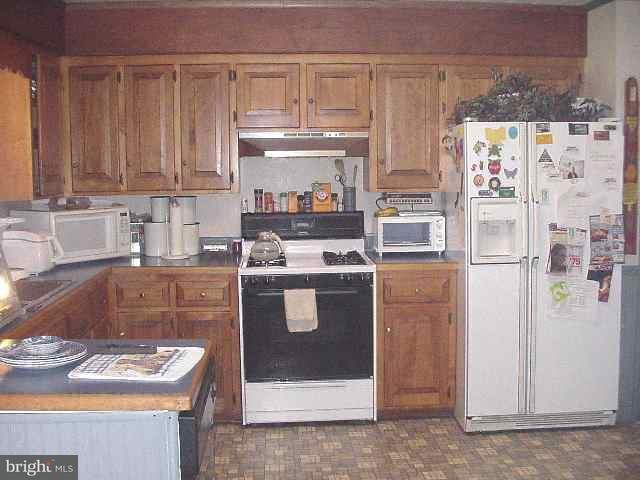 427 Pine Road Mount Holly Springs, PA 17065 - Photo 3 of 5 Gallery Image 3