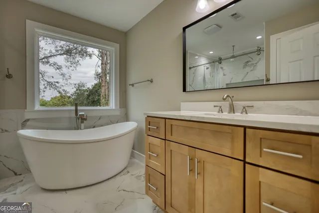 $389,000 | 155 Skyland Drive East, Locust Grove, GA 30248