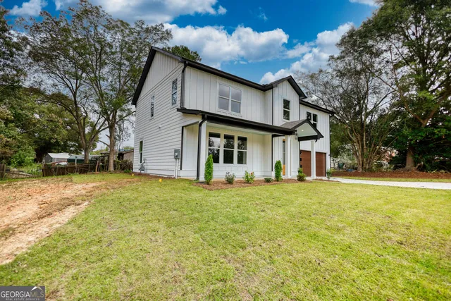 $389,000 | 155 Skyland Drive East, Locust Grove, GA 30248