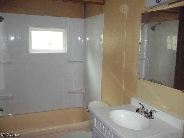 2305-39 East Waterloo Road Akron, OH 44312 - Photo 6 of 7 Gallery Image 6
