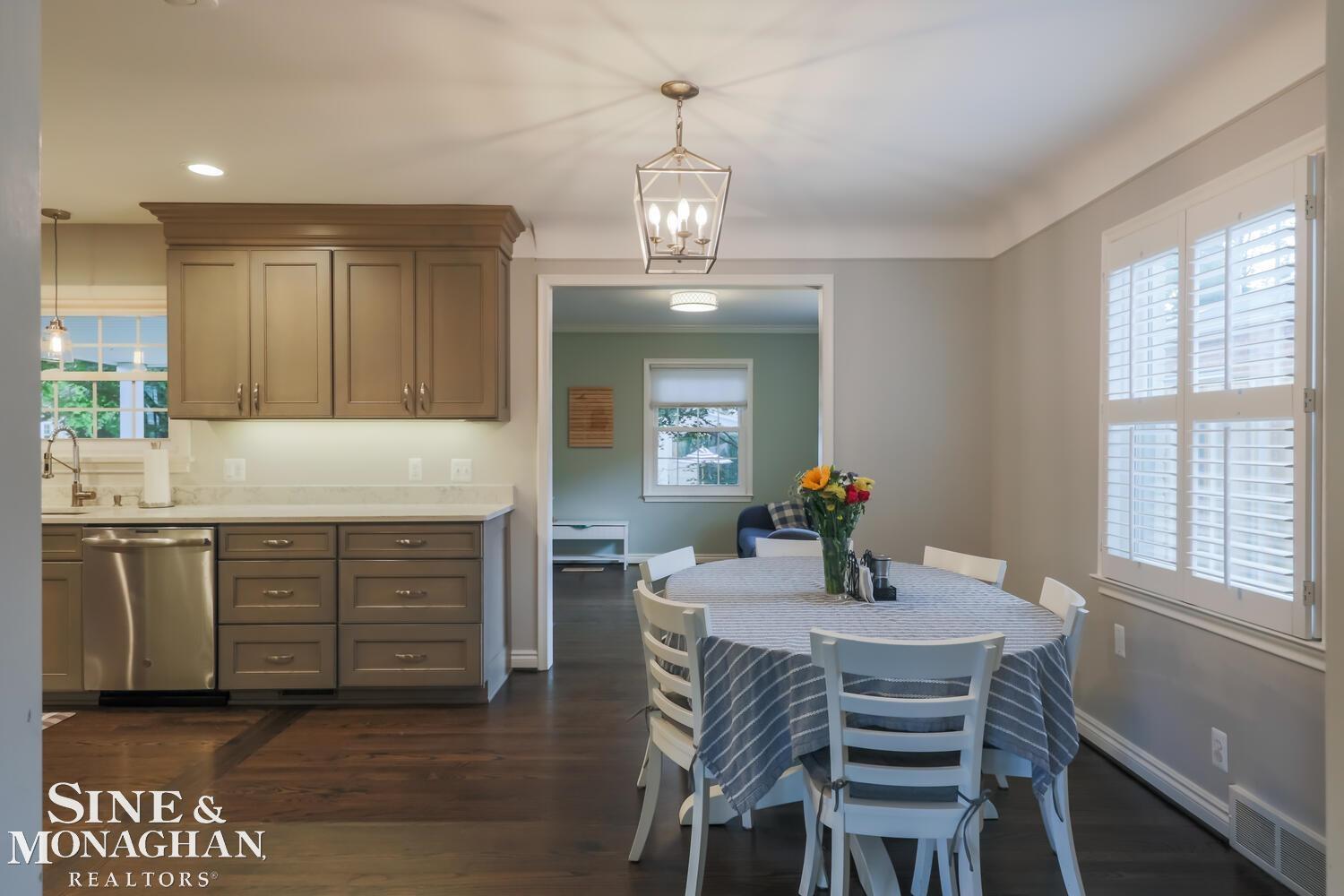 151 Ridgemont Road Grosse Pointe Farms, MI 48236 - Photo 11 of 30