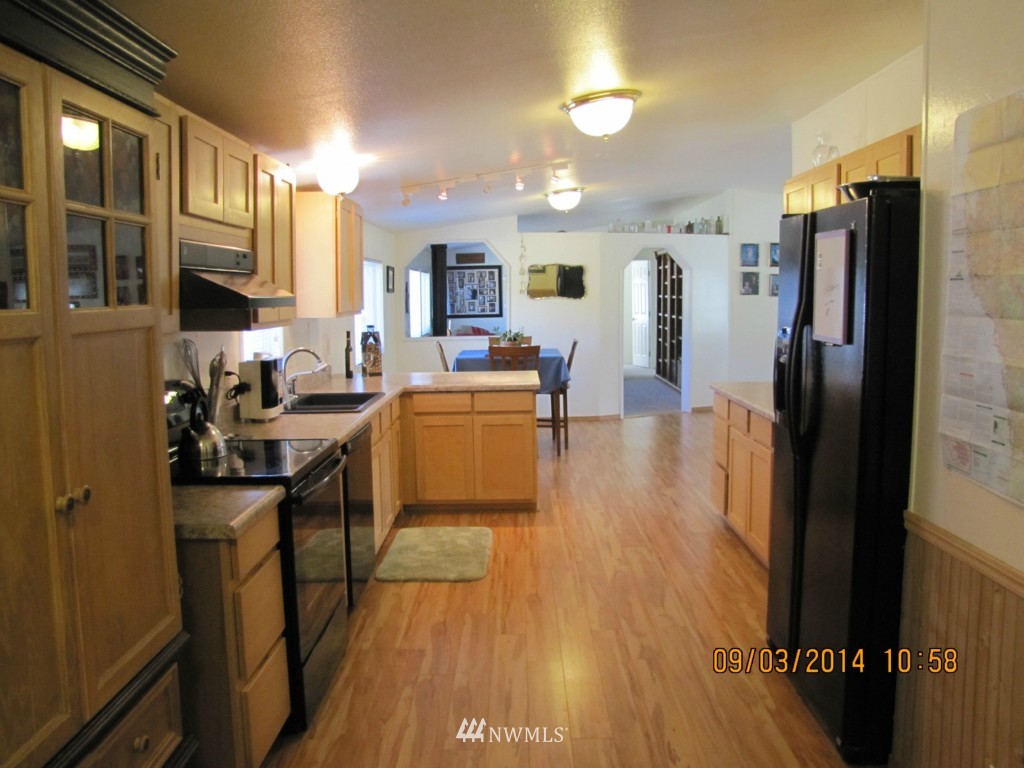 94 Thompson Road Port Angeles, WA 98363 - Photo 2 of 16 Gallery Image 2