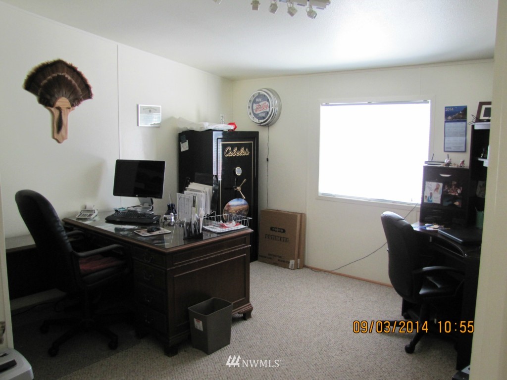 94 Thompson Road Port Angeles, WA 98363 - Photo 10 of 16 Gallery Image 10