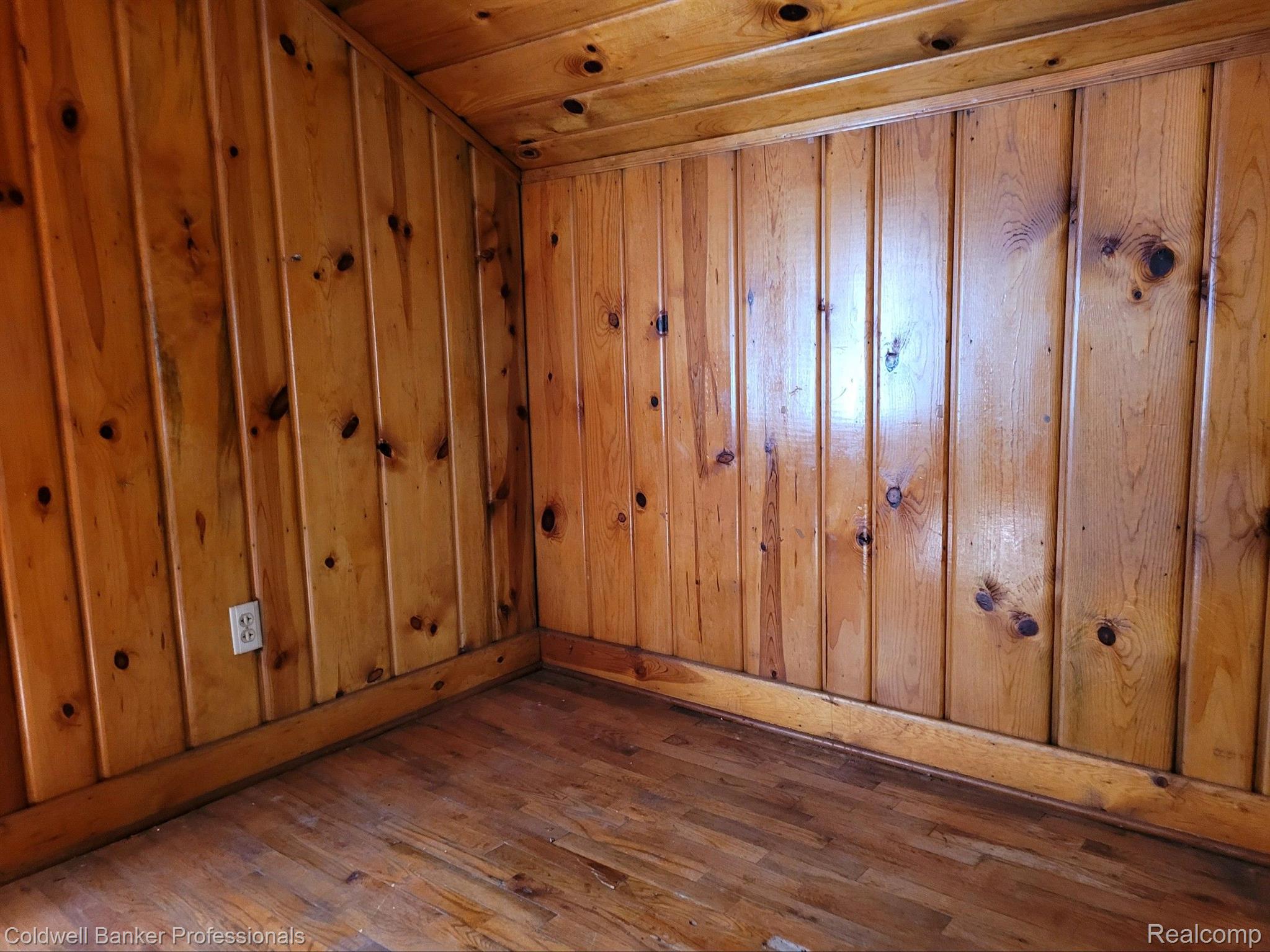 11510 Faussett Road Fenton, MI 48430 - Photo 19 of 24 Gallery Image 19