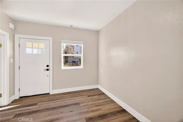 $335,000 | 1128 West 5th Street, Chico, CA 95928