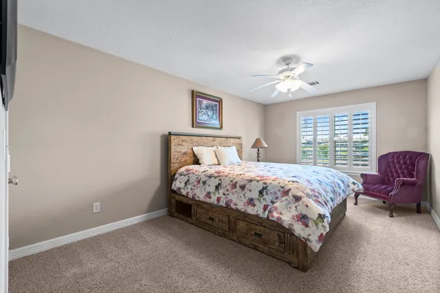 $850,000 | 237 Vivian Road, Onalaska, TX 77360