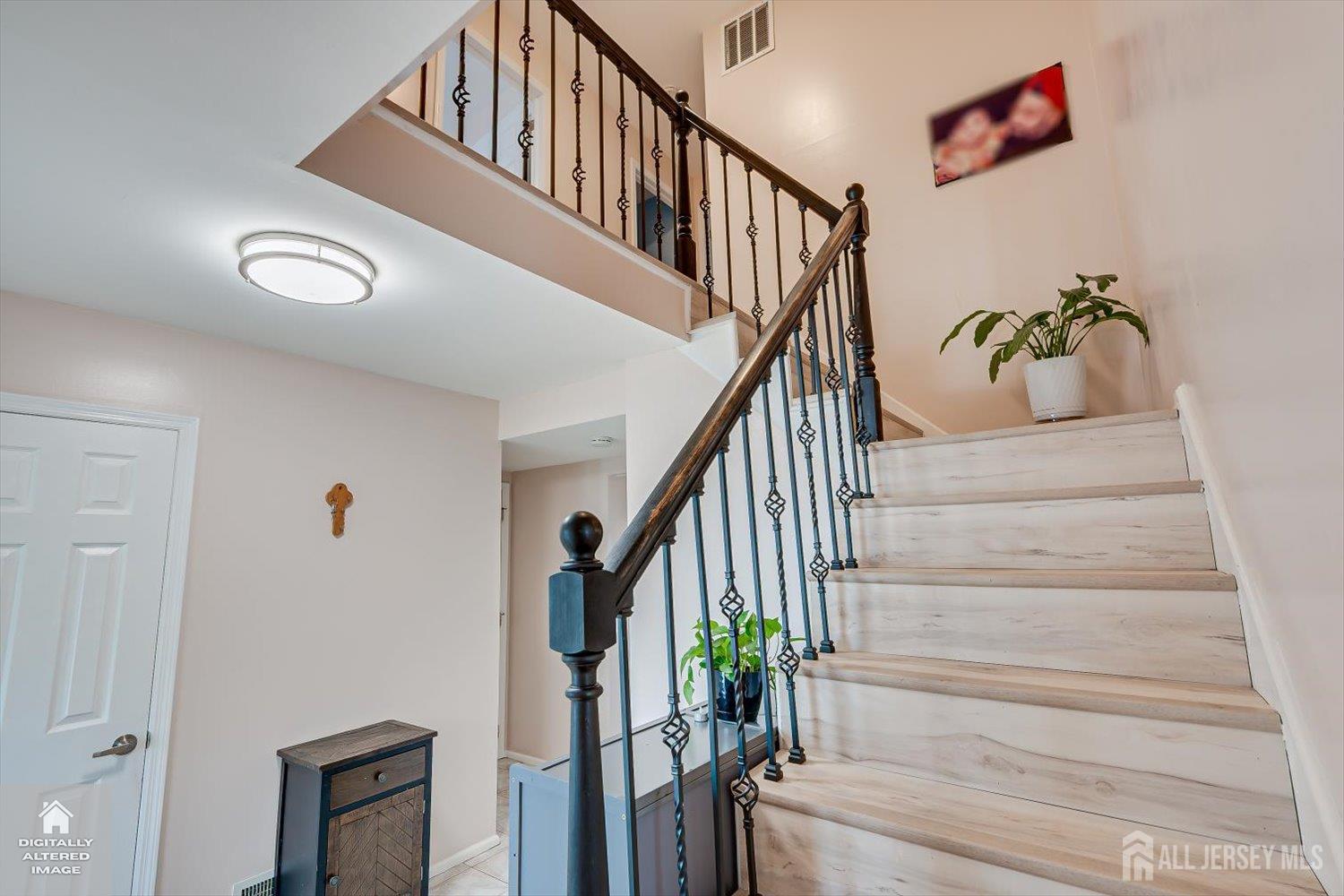 15 Roxy Avenue Edison, NJ 08820 - Photo 7 of 37