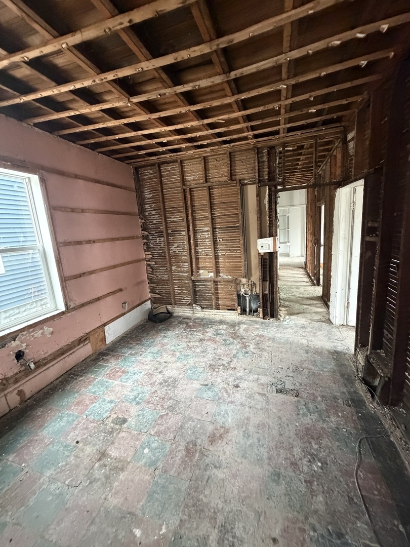 118 4th Street Silvis, IL 61282 - Photo 4 of 13