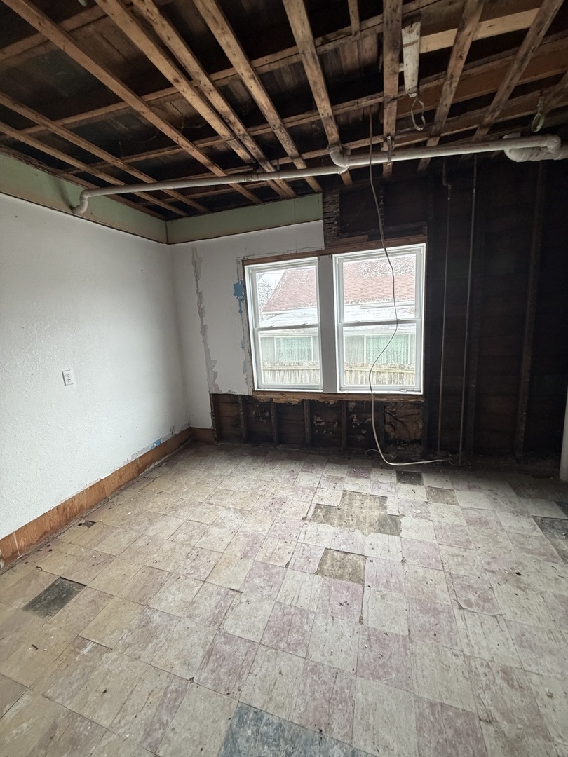 118 4th Street Silvis, IL 61282 - Photo 6 of 13