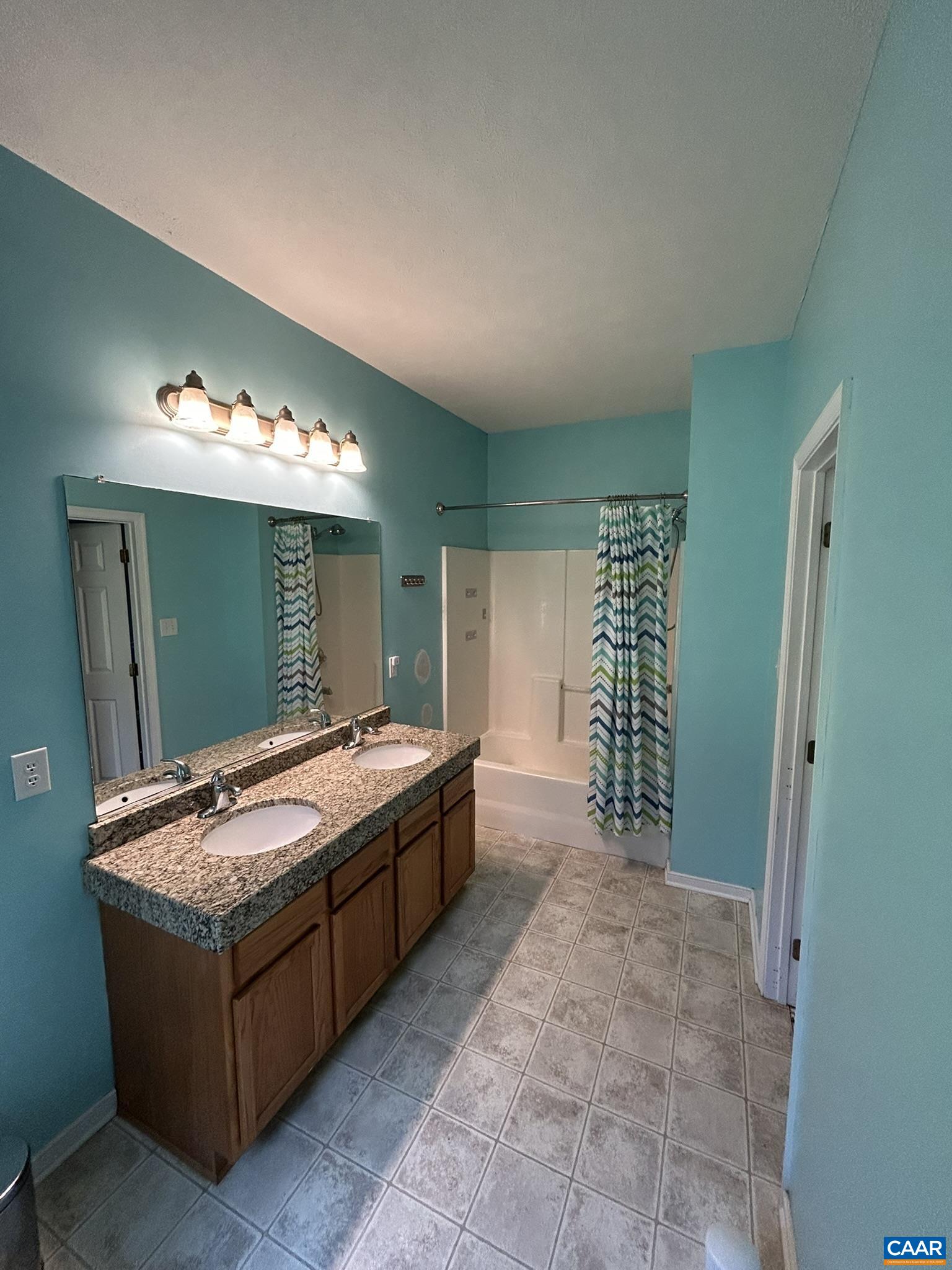 1307 Hardware Road Scottsville, VA 24590 - Photo 10 of 27