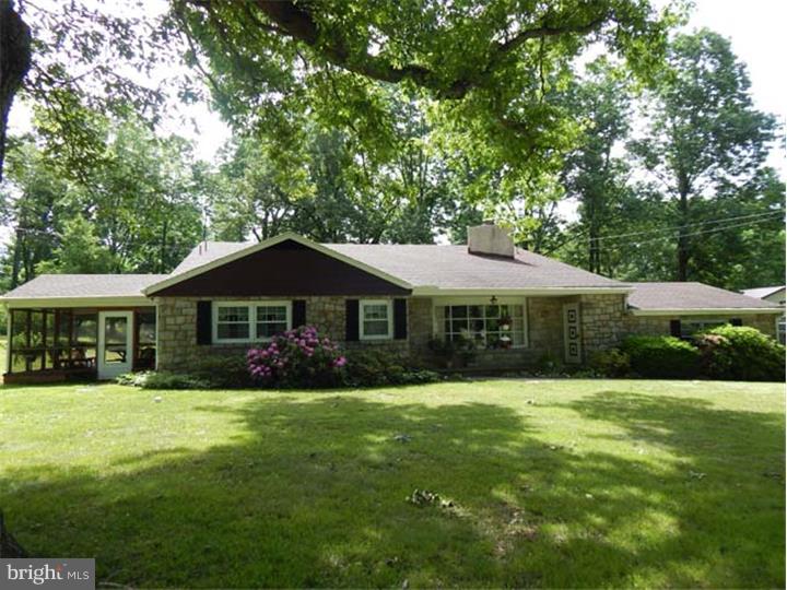 1594 County Line Road Bechtelsville, PA 19505 - Photo 1 of 19 Gallery Image 1