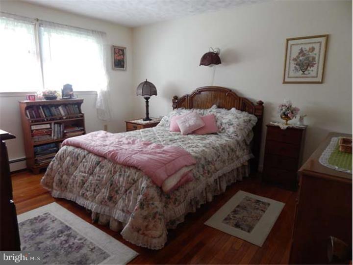 1594 County Line Road Bechtelsville, PA 19505 - Photo 12 of 19 Gallery Image 12