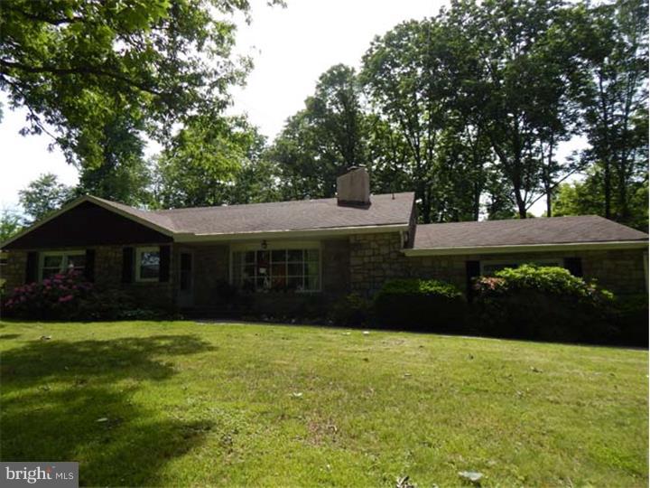 1594 County Line Road Bechtelsville, PA 19505 - Photo 18 of 19 Gallery Image 18