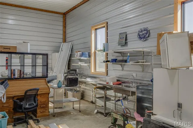 $625,000 | 10214 Jolly Road, Cadet, MO 63630