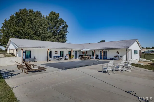 $625,000 | 10214 Jolly Road, Cadet, MO 63630