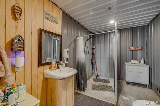 $625,000 | 10214 Jolly Road, Cadet, MO 63630