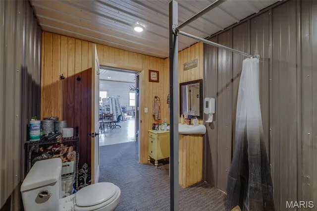 $625,000 | 10214 Jolly Road, Cadet, MO 63630