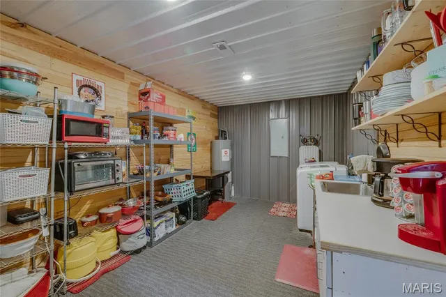 $625,000 | 10214 Jolly Road, Cadet, MO 63630