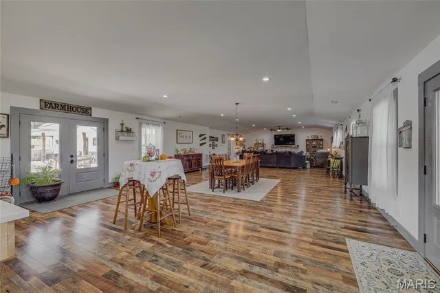 $625,000 | 10214 Jolly Road, Cadet, MO 63630