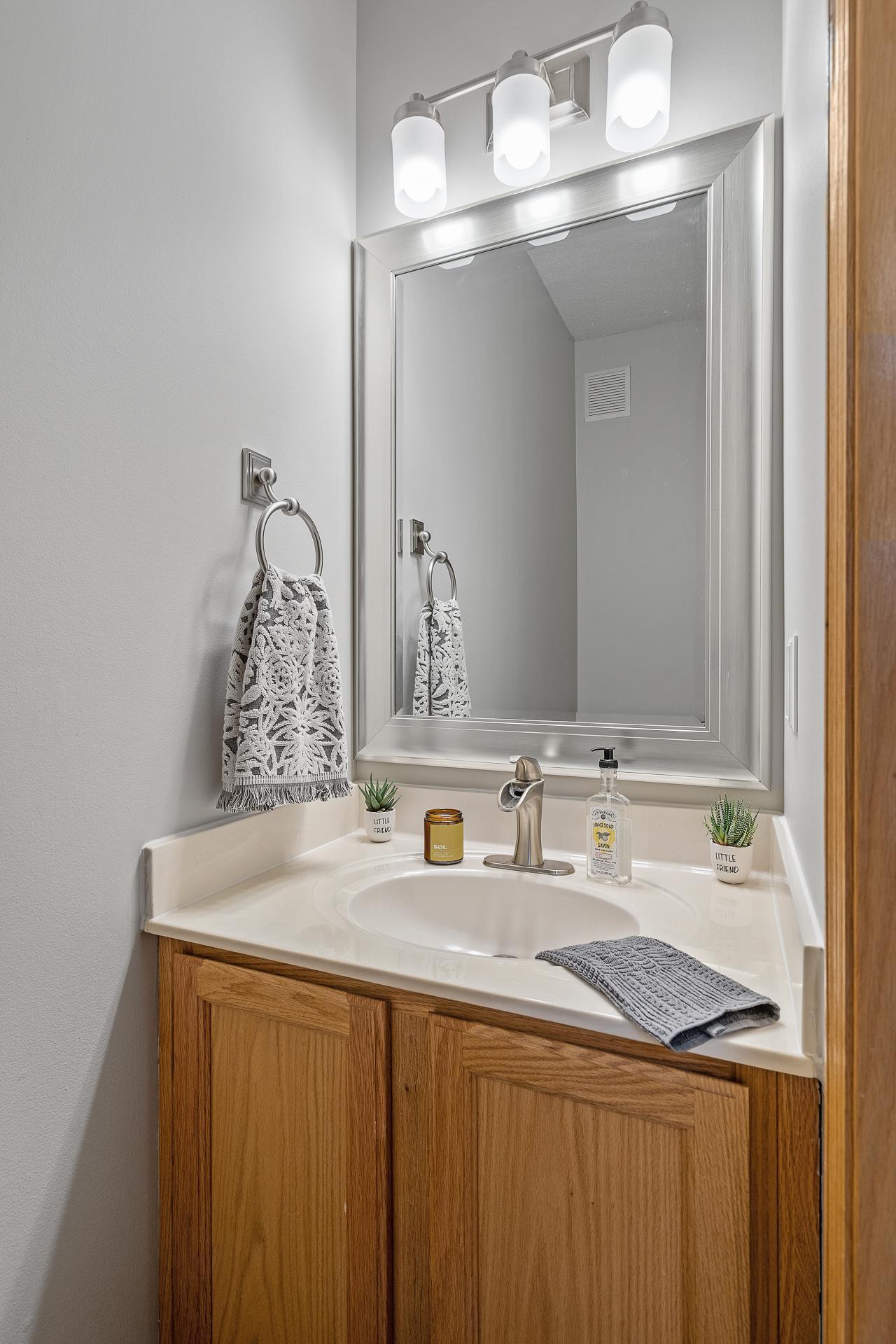 17962 Cobblestone Way, Unit 1 Eden Prairie, MN 55347 - Photo 20 of 29 Gallery Image 20