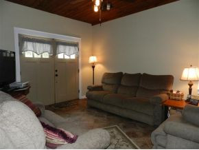 3828 Ridge Line Drive Kingsport, TN 37664 - Photo 7 of 24 Family Room