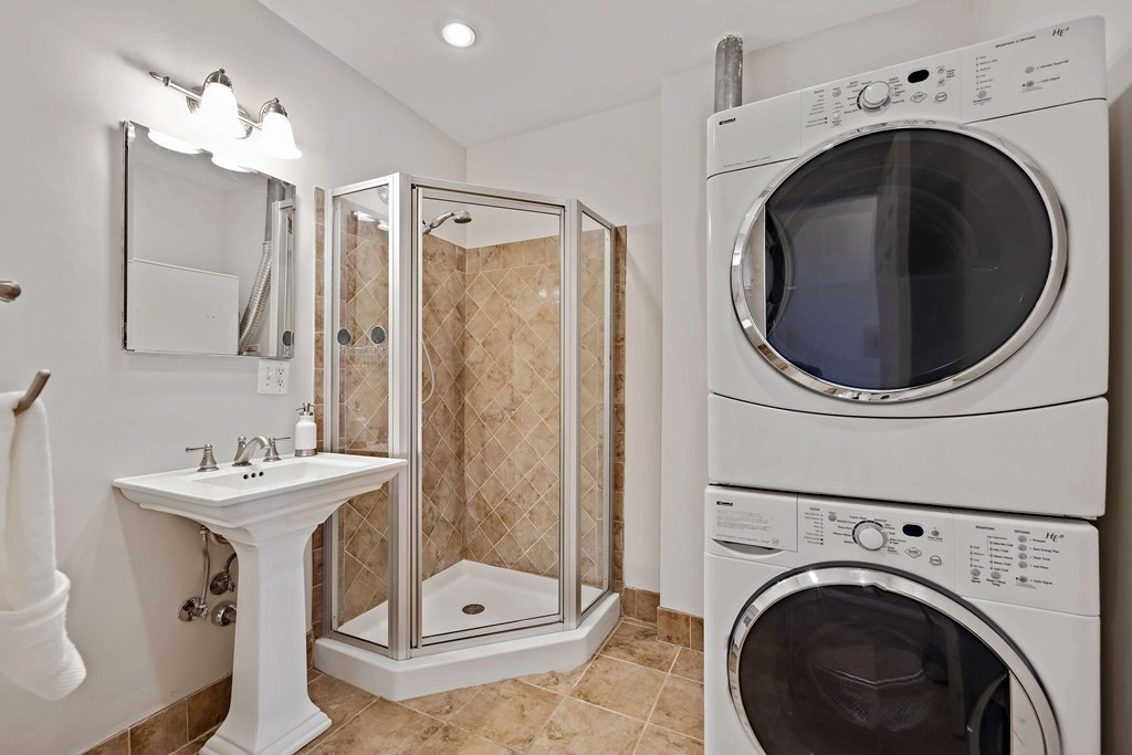 22 Addington Road, Unit 3 Brookline, MA 02445 - Photo 14 of 22