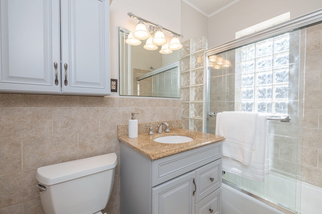 22 Addington Road, Unit 3 Brookline, MA 02445 - Photo 18 of 22