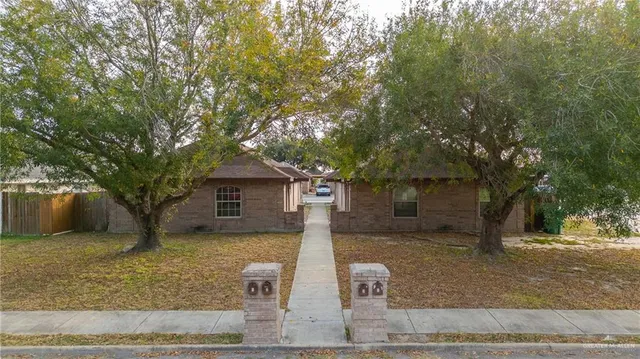 $900 | 2112 North Erica Street, Pharr, TX 78577