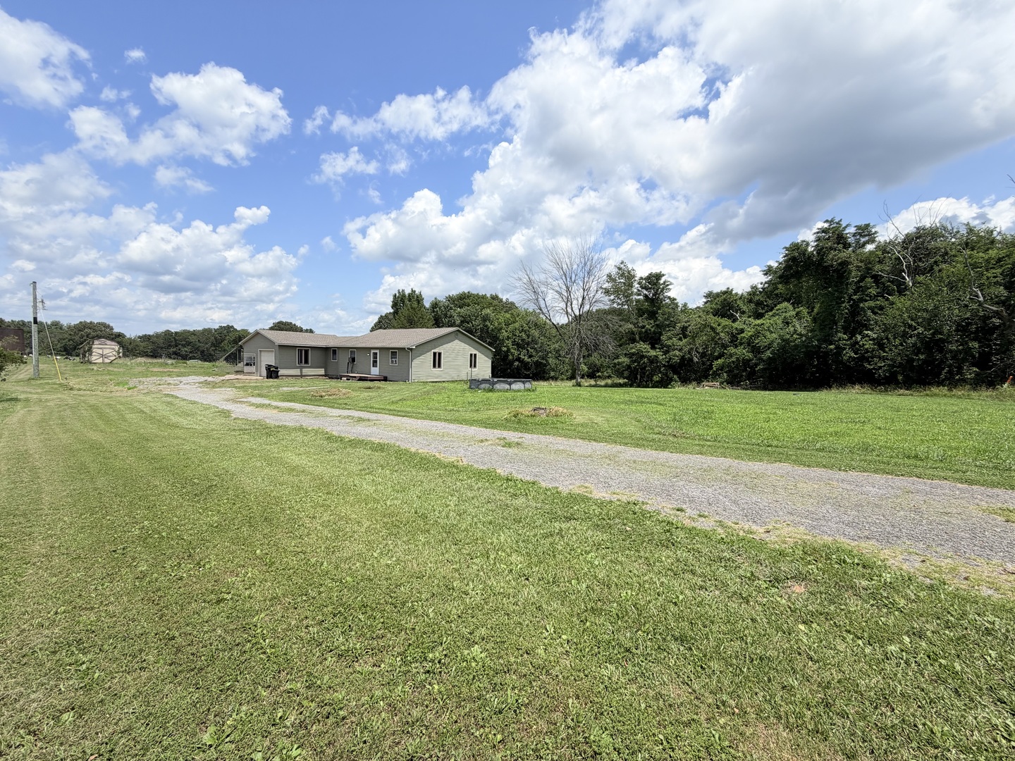 855 Beech Hollow Road Harrisburg, IL 62946 - Photo 6 of 28