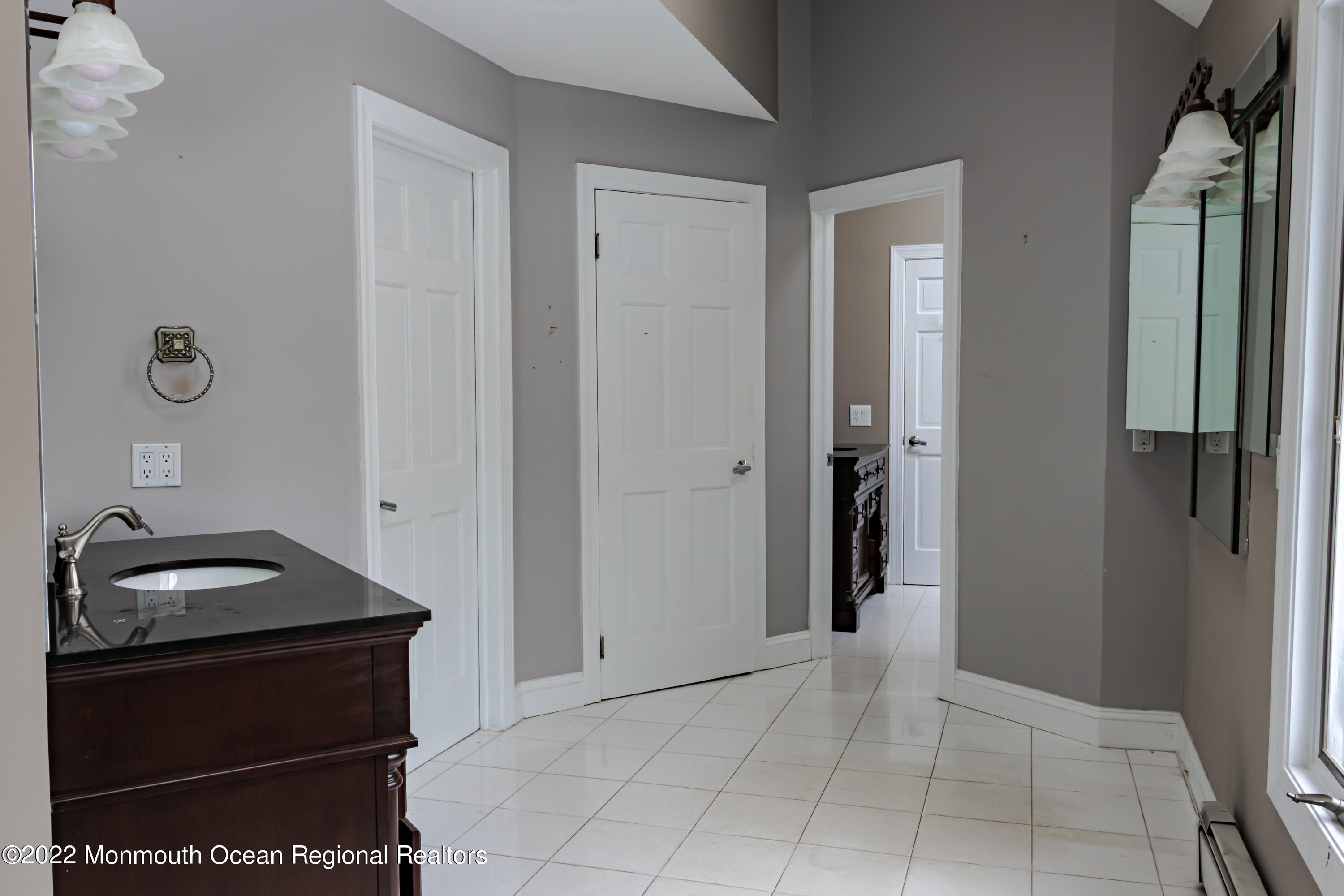 6 Princess Court Holmdel, NJ 07733 - Photo 35 of 50 6PCTNPF-0036