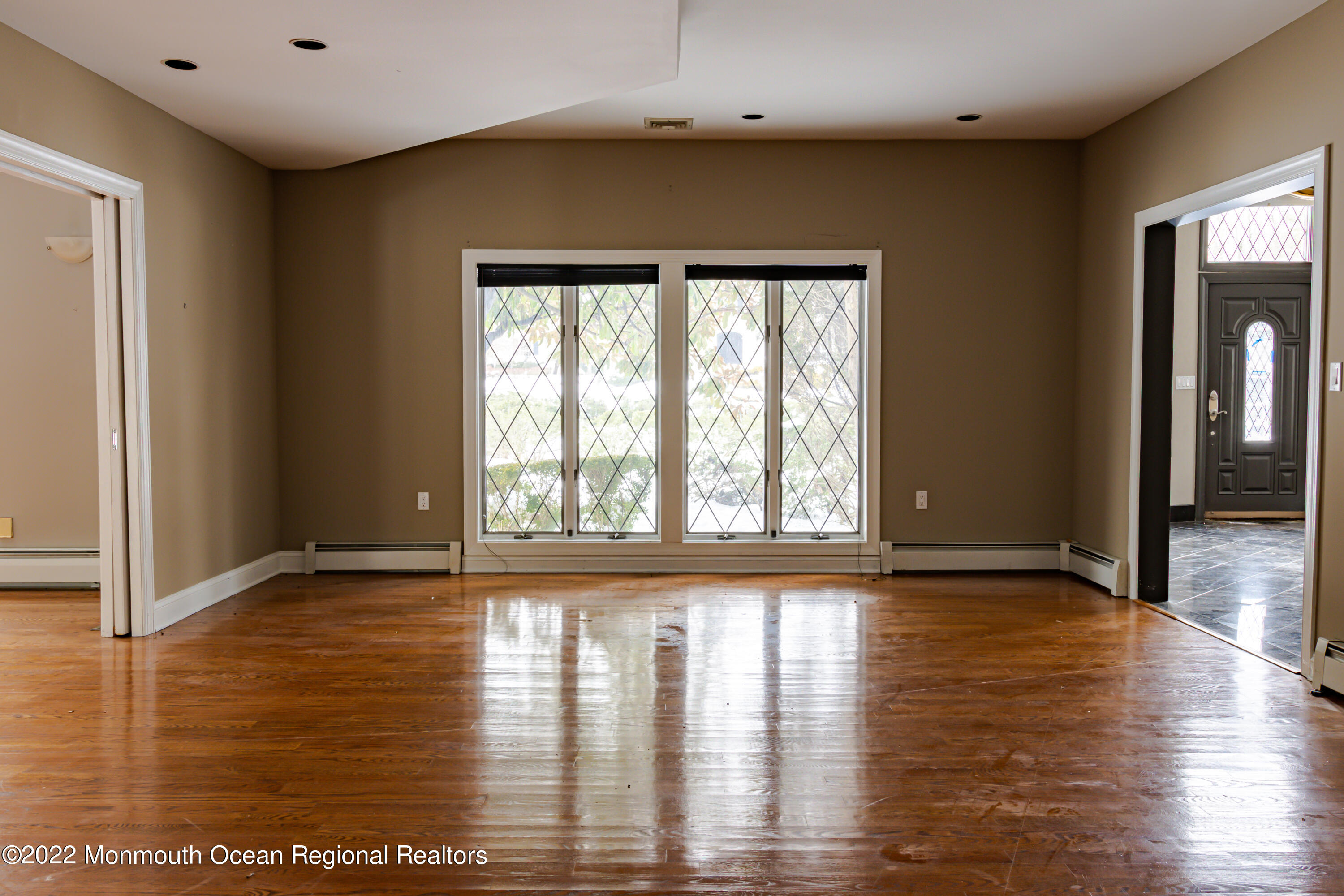 6 Princess Court Holmdel, NJ 07733 - Photo 7 of 50 6PCTNPF-0006